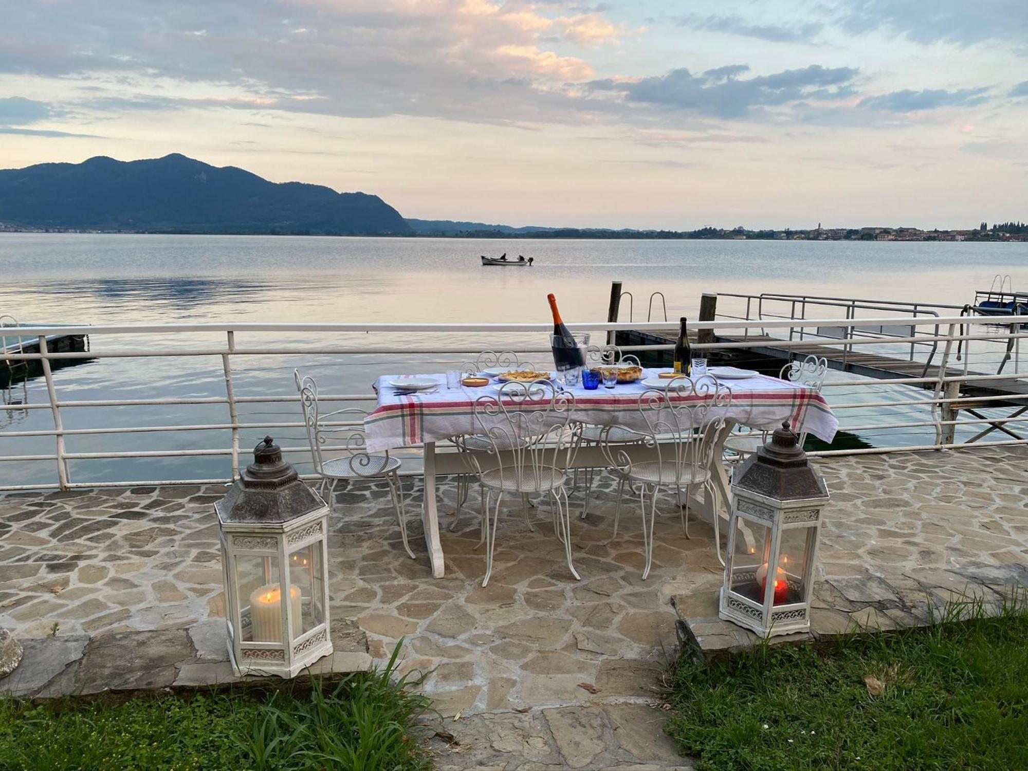 Villa Anastasye Your Lakefront Vacation Rental Predore Buitenkant foto